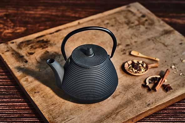 Tekande i støbejern, 1L, med hank, mørk grå, (1 stk.) - Tekande i støbejern, 1L, med hank, mørk grå, (1 stk.)