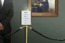 Topskilt til afspærringssystem, Securit, "Classic Chrome", dobbetsiddet A4, rustfrit stål/glas, krom, (1 stk.) - securit RS-SIGN-A4PC.webp