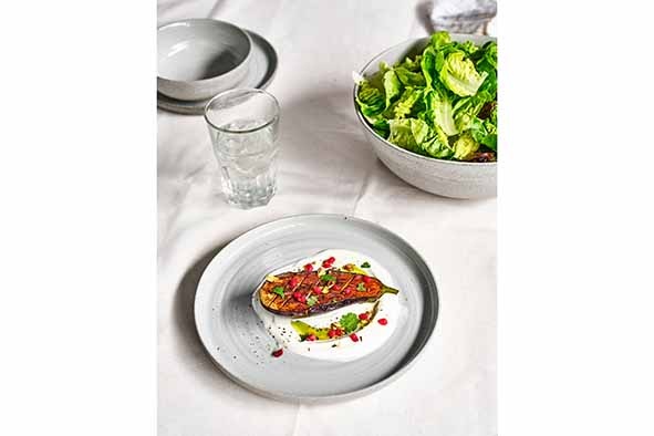 Desserttallerken, rund, Ø21,5x2cm, støvet hvid, stentøj, SHADE, (16 stk.) - Desserttallerken, rund, Ø21,5x2cm, støvet hvid, stentøj, SHADE, (16 stk.)